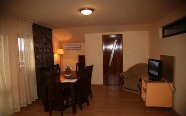 Vila Delta Travel - Mila 23