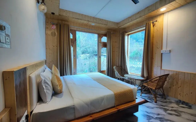 Tirthan Stone Age inn
