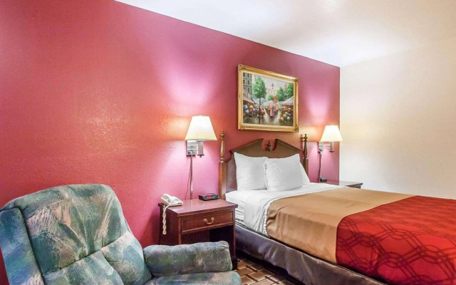 Econo Lodge Dexter