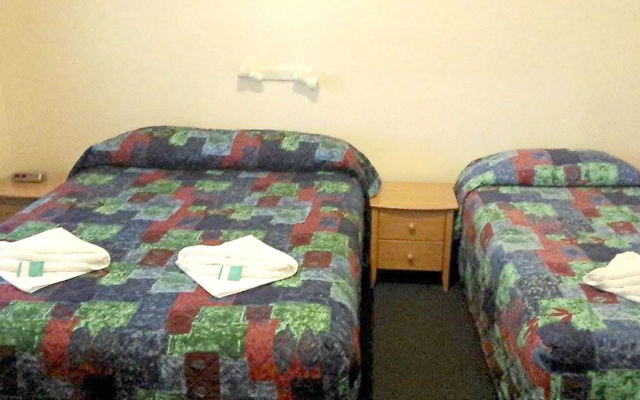 Albany Holiday Units