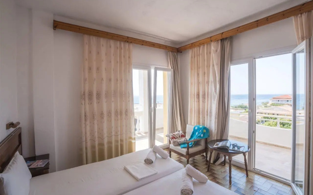Ananias Hotel