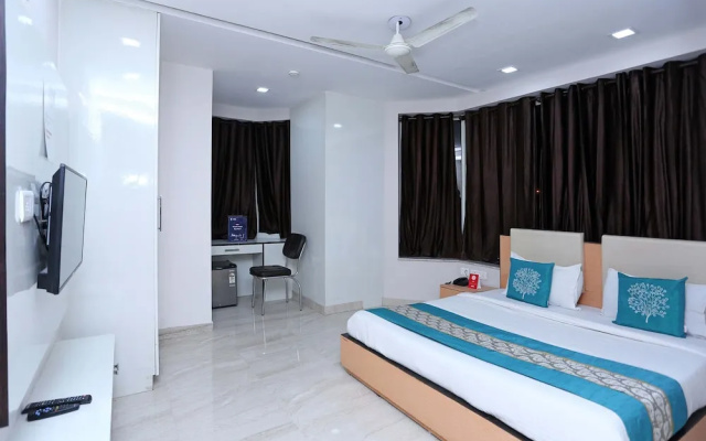 OYO 8305 Blessings Inn