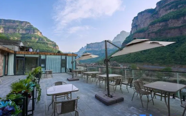 Shangyue Hotel
