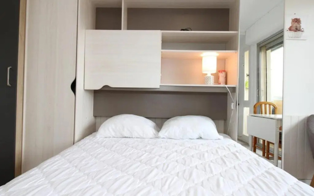 Appartement Balaruc-les-Bains, 1 pièce, 2 personnes - FR-1-553-110