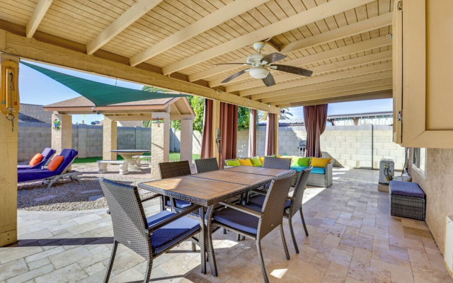 Glendale Entertainment Hub! Family Home w/ Pool