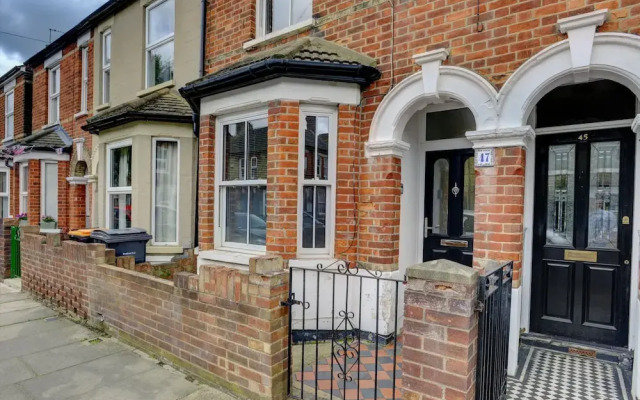 Host Stay 47 Dudley Street