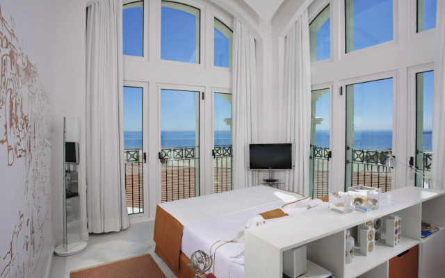 Курортный отель Las Arenas Balneario