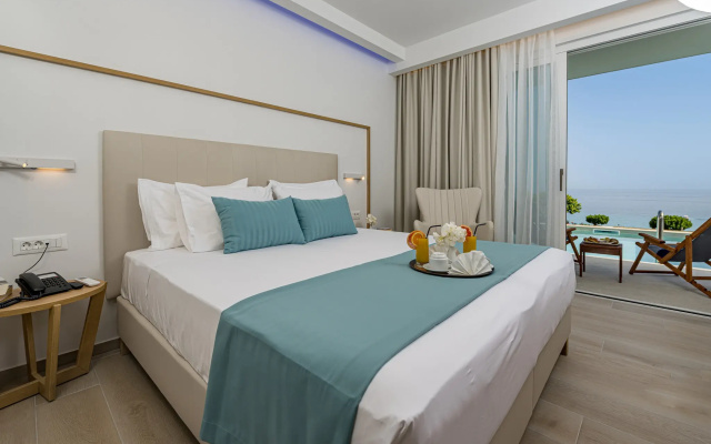 Mirage Bleu Hotel
