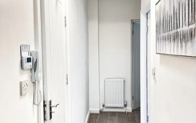 Stylish Spacious 1Bd Apt-kingbed-10min Heaton Park