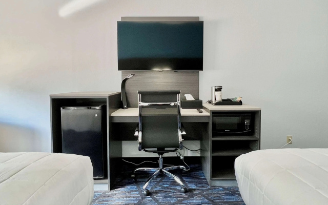 AmericInn by Wyndham Quincy