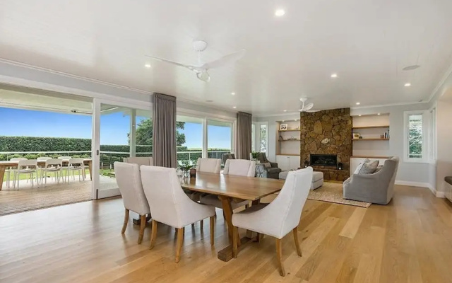 Your Luxury Escape - Trig Point