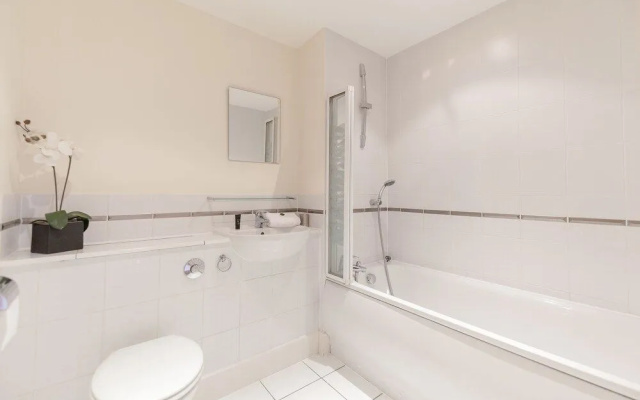 Roomspace Apartments -Central Walk