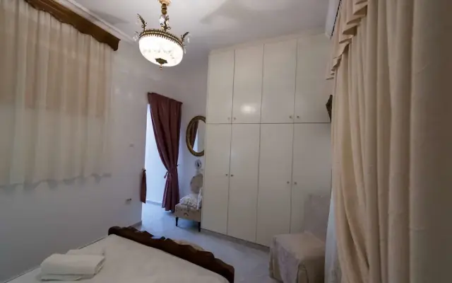 Garden Central Athinian Apartments