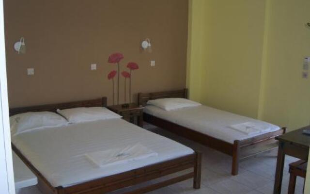 Vamvini Hotel Ситония комната для гостей