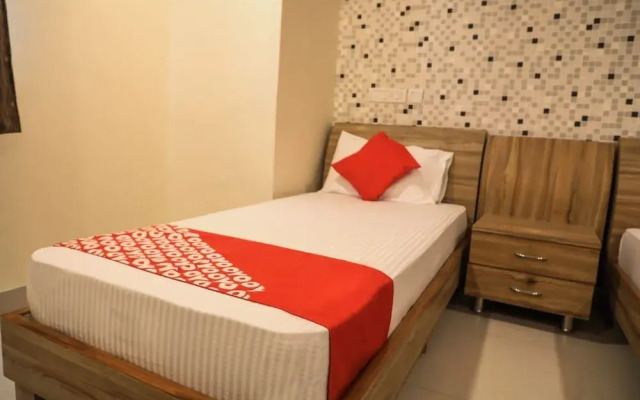 Navvada Regency By OYO Rooms