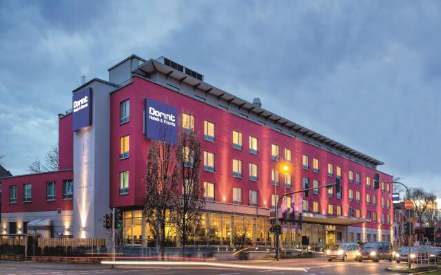 Dorint Hotel Köln Junkersdorf вид на фасад
