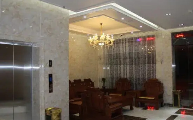 Linjiang Hotel