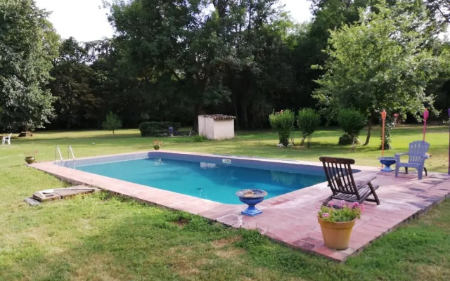 Chateau De Mailhol