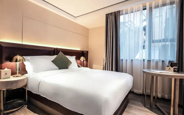 Housekeeper Hotel Beijing Road Branch