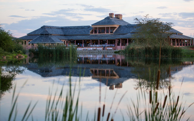 Phakalane Golf Estate Hotel Resort in Gaborone, Botswana from 282$, photos, reviews - zenhotels.com hotel front