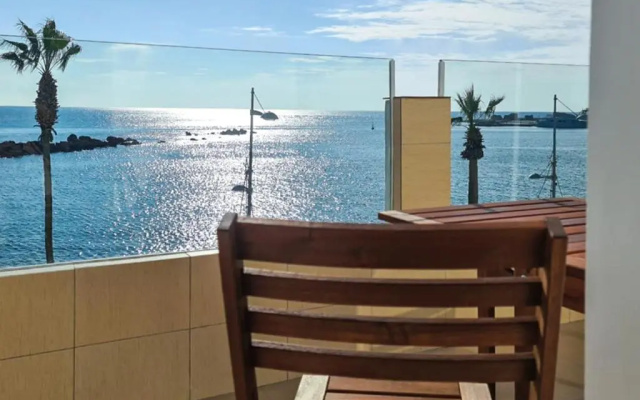Phaedrus Living: Seaview Luxury flat Paphinia 204