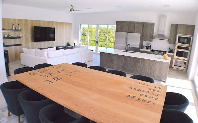 Villa Sundra 7 BR