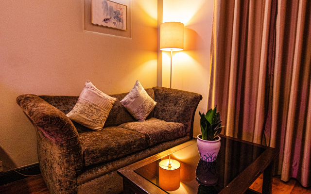 Fabhotel Prime Luxera