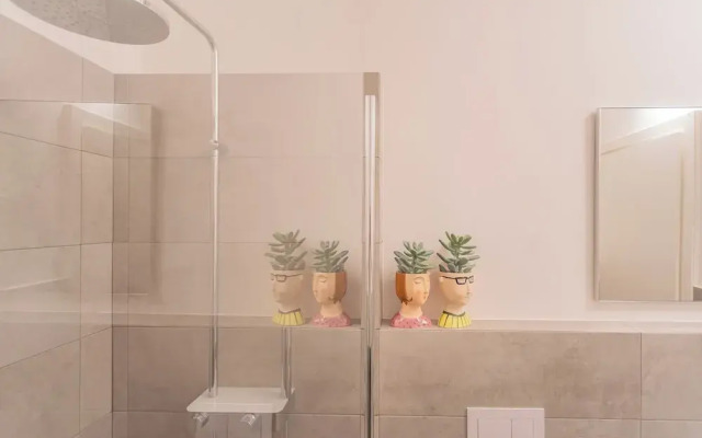 Lake Holiday Como by Rent all Como