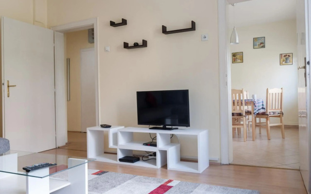Valor Apartments