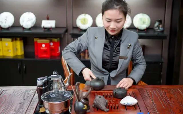 ROYGEM Hotel (Jianshe Middle Road, Miluo)