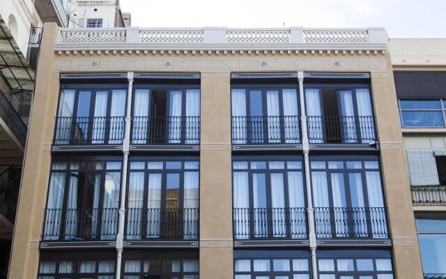 TOC Hostel Barcelona вид на фасад