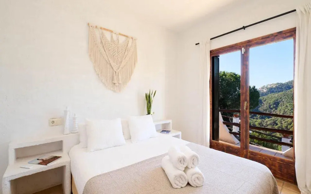 Villa in Costa Brava With Private Pool