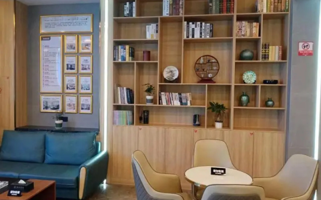 GreenTree Inn Express Cangzhou Nandagang Industrial Park Xinggang Road