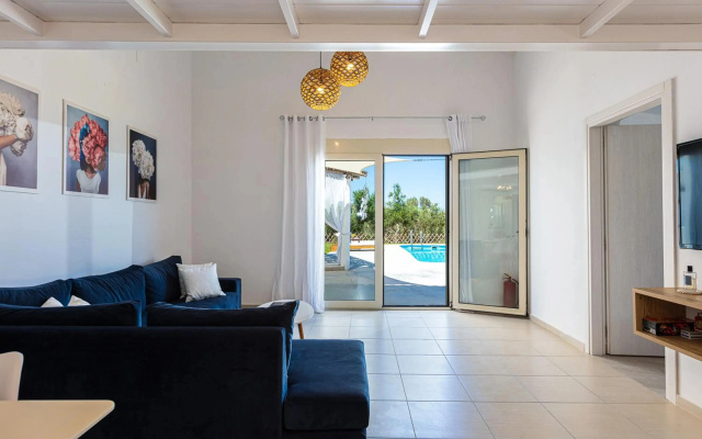 Gramvella Resort
