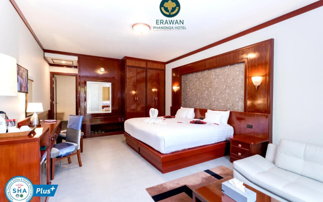 Erawan Phangnga Hotel, Natai Beach