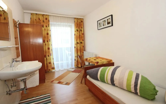 Beautiful Apartment in Ried im Zillertal With Mountain View