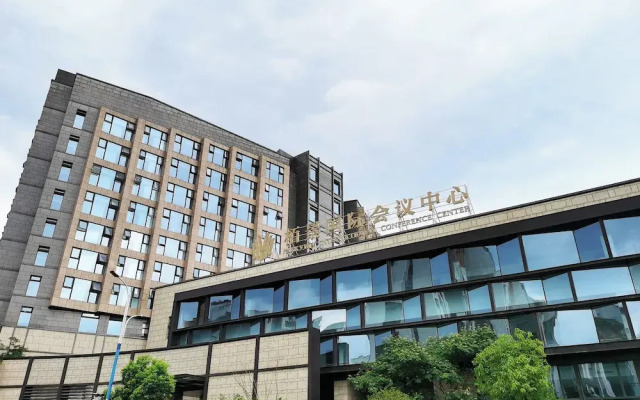Parkview International Hotel