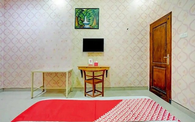 OYO 90088 Hotel Mandiri Juanda