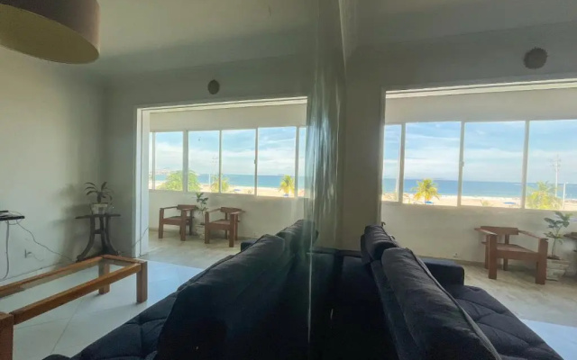 Apartamento grande com vista frente mar Copacabana