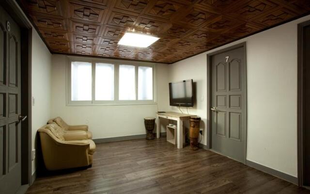 Отель Blu Guest House 3 комната для гостей