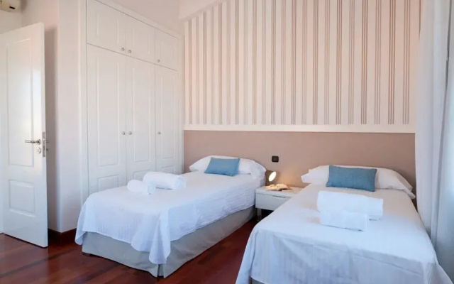 Villa Meloneras Hills 16 Holiday Rentals