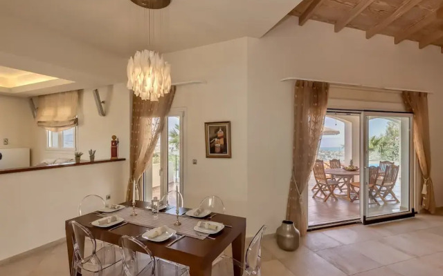 Karmilos Hill Villa