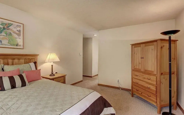 1638 Quicksilver - 3 Br Condo