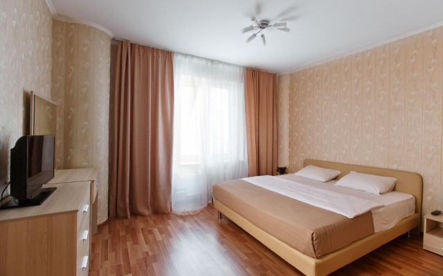 Red 13 Hostel