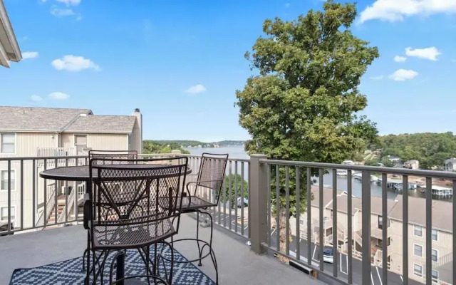 Indian Pointe Lake View Pets!