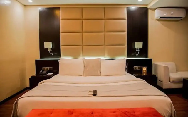 V City Lodge Hotel and Suites
