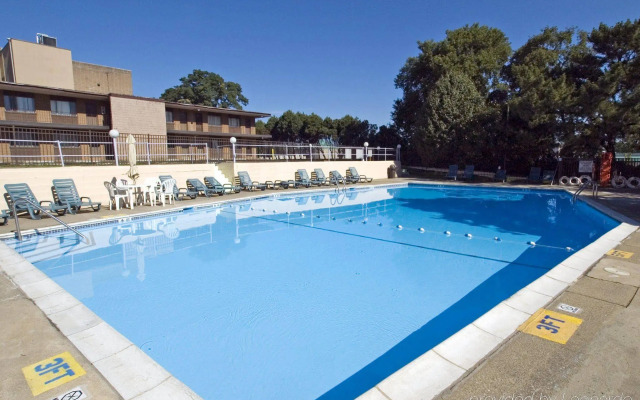 Best Western Oritani Hotel