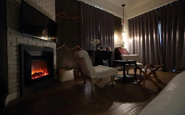 Ya Ti Qing Lu B&B