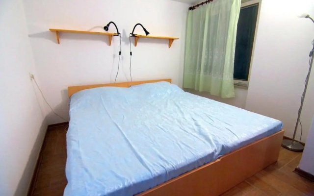 Apartment Valkane