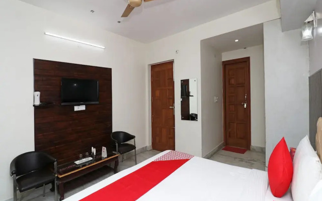 Collection O 28553 Galaxy Hotel